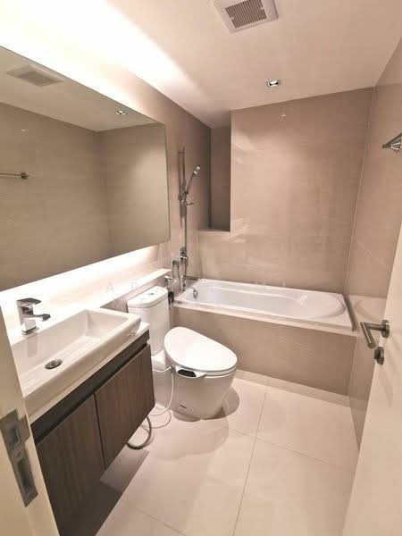 Vtara Sukhumvit 36, Bangkok, 118 Soi Saen Sabai, Phra Kanong, Khlong Toei, Bangkok, 1 Bedroom, 30 sqm, Condo For Sale, by Aparasmi Mengoon, 500173611 - DDproperty.com