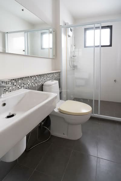 Manthana Onnut–Wongwaen 4, Bangkok, Eastern Ring Road, Prawet, Prawet, Bangkok, 4 Bedrooms, 231 sqm, Single Detached House For Sale, by Roongrat Maitreejittawon, 500173612 - DDproperty.com