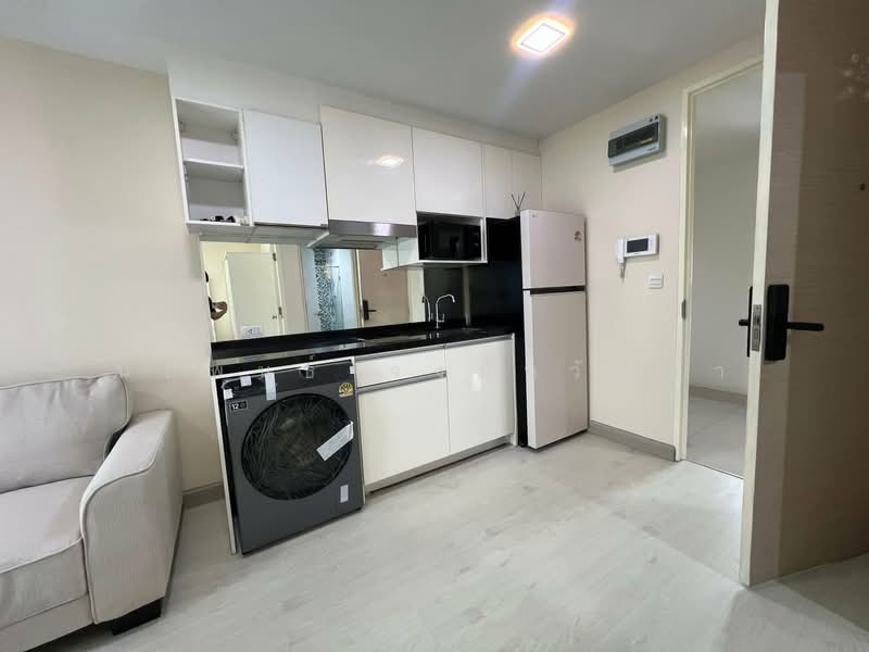 Metro Sky Ratchada, Bangkok, Soi Inthamara 47, Ratchadaphisek Road, Din Daeng, Din Daeng, Bangkok, 1 Bedroom, 30 sqm, Condo For Sale, by Narupon Jongmanwattana, 500173630 - DDproperty.com