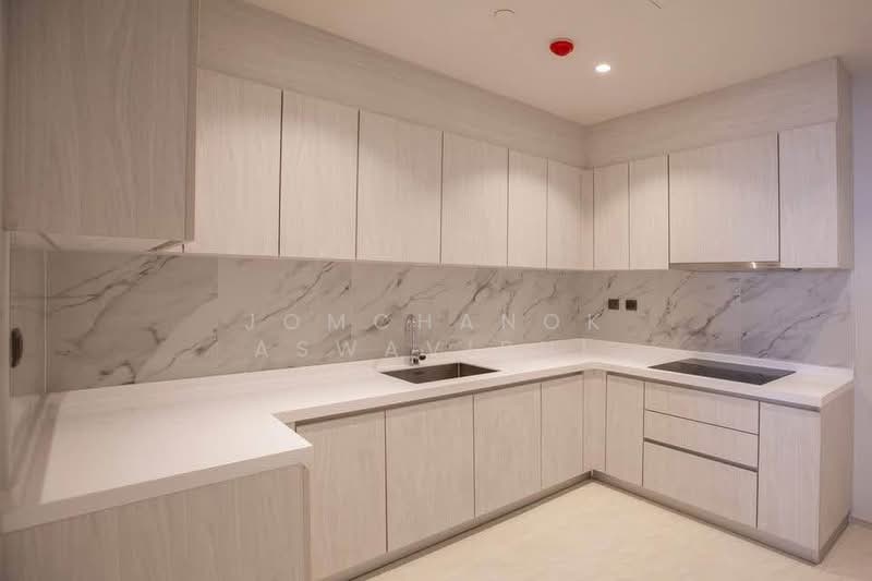 Muniq Langsuan, Bangkok, Soi Tonson, Lumphini, Pathum Wan, Bangkok, 3 Bedrooms, 280 sqm, Condo For Sale, by Jomchanok Aswavibul, 500173658 - DDproperty.com