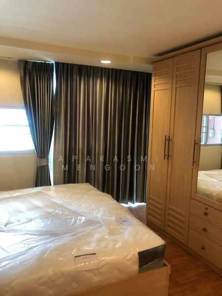 The Kris Ratchada 17, Bangkok, Inthamara 45 Alley, Din Daeng, Din Daeng, Bangkok, 1 Bedroom, 48 sqm, Condo For Sale, by Aparasmi Mengoon, 500173659 - DDproperty.com