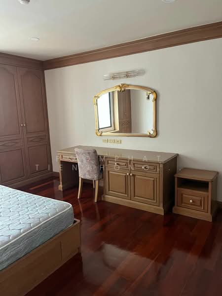 Las Colinas, Bangkok, Sukhumvit 21 Road, Khlongtoei Nua, Watthana, Bangkok, 2 Bedrooms, 140 sqm, Condo For Sale, by Poomphat Tienthongsakul, 500173682 - DDproperty.com