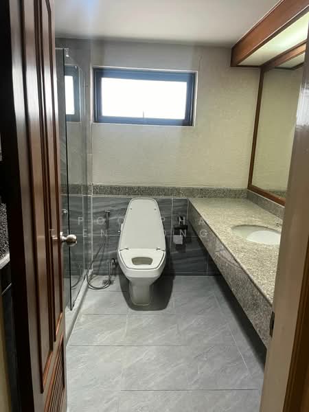 Las Colinas, Bangkok, Sukhumvit 21 Road, Khlongtoei Nua, Watthana, Bangkok, 2 Bedrooms, 140 sqm, Condo For Sale, by Poomphat Tienthongsakul, 500173682 - DDproperty.com