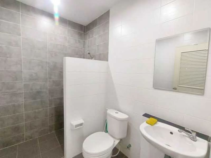 ขายเพราะย้ายไปอยู่ ตจว สภาพบ้านดีโปร่ง ถนนกว้าง ขายทาวน์เฮ้าส์ บ้านสวนพฤกษา ซอย 12, Chon Buri (Pattaya), Nong Ri, Muang Chon Buri, Chon Buri (Pattaya), 2 Bedrooms, 129 sqm, Townhouse For Sale, by นภา, 500173708 - DDproperty.com