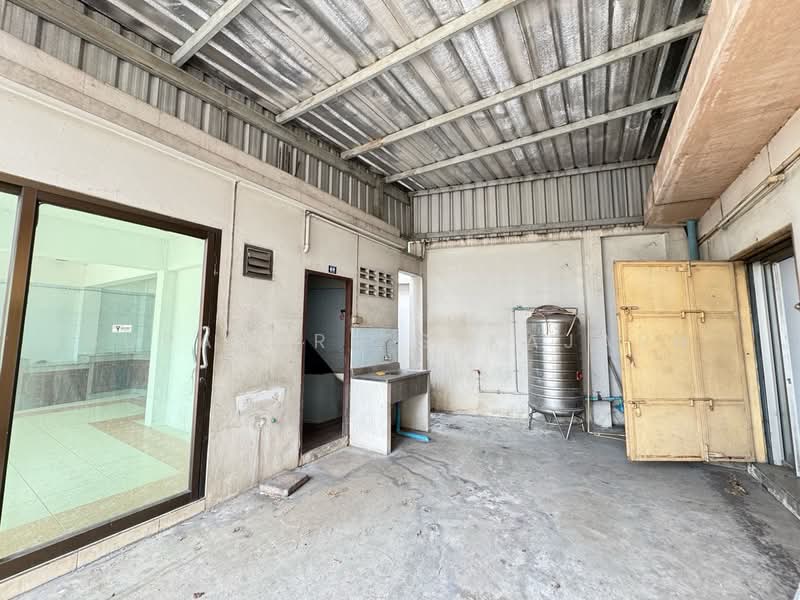 อาคารพาณิชย์ 4.5 ชั้น ห้องมุม มีพื้นที่ด้านข้าง ติดถนนราชพฤกษ์ ใกล้บุญถาวร และ MRT บางรักน้อย-ท่าอิฐ, นนทบุรี, บางรักน้อย, เมืองนนทบุรี, นนทบุรี, 468 ตร.ม., ตึกแถว-อาคารพาณิชย์ ให้เช่า, โดย Supaporn Sekajarn, 500173709 - DDproperty.com