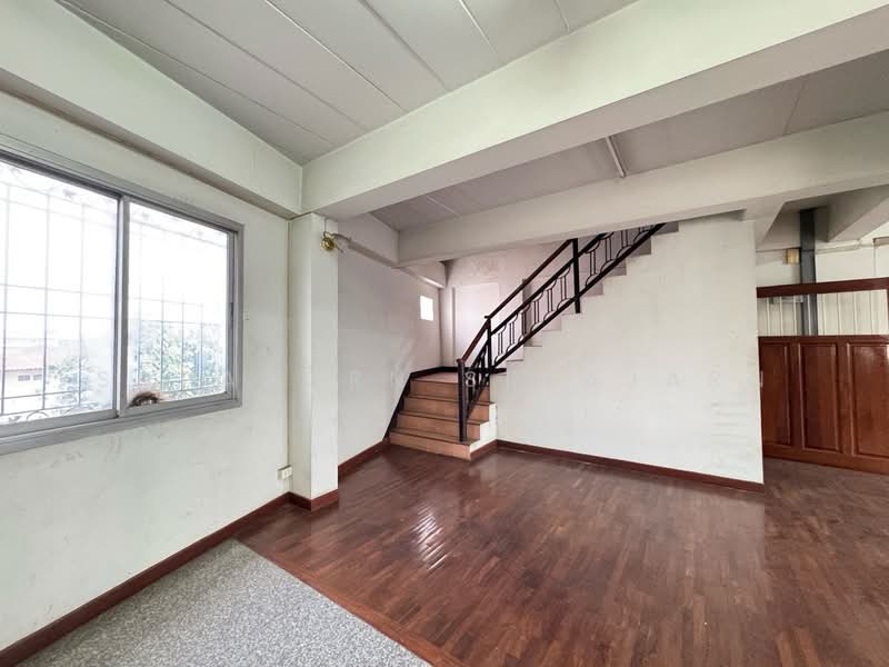 อาคารพาณิชย์ 4.5 ชั้น ห้องมุม มีพื้นที่ด้านข้าง ติดถนนราชพฤกษ์ ใกล้บุญถาวร และ MRT บางรักน้อย-ท่าอิฐ, นนทบุรี, บางรักน้อย, เมืองนนทบุรี, นนทบุรี, 468 ตร.ม., ตึกแถว-อาคารพาณิชย์ ให้เช่า, โดย Supaporn Sekajarn, 500173709 - DDproperty.com