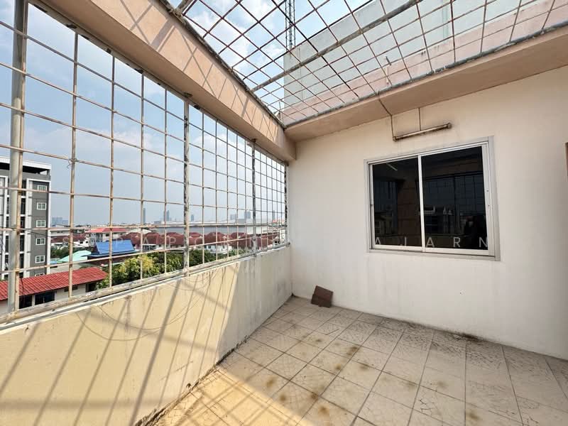 อาคารพาณิชย์ 4.5 ชั้น ห้องมุม มีพื้นที่ด้านข้าง ติดถนนราชพฤกษ์ ใกล้บุญถาวร และ MRT บางรักน้อย-ท่าอิฐ, Nonthaburi, Bang Rak Noi, Muang Nonthaburi, Nonthaburi, , 468 sqm, Shophouse For Rent, by Supaporn Sekajarn, 500173709 - DDproperty.com