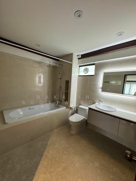 Yada Residential : ญาดา เรสซิเด้นท์ทัล, กรุงเทพ, 16 ซอย พร้อมศักดิ์, คลองตันเหนือ, วัฒนา, กรุงเทพ, 216 ตร.ม., คอนโด ให้เช่า, โดย Nakarin  Sookpaiboon, 500173730 - DDproperty.com