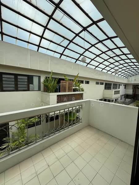 Yada Residential : ญาดา เรสซิเด้นท์ทัล, กรุงเทพ, 16 ซอย พร้อมศักดิ์, คลองตันเหนือ, วัฒนา, กรุงเทพ, 216 ตร.ม., คอนโด ให้เช่า, โดย Nakarin  Sookpaiboon, 500173730 - DDproperty.com