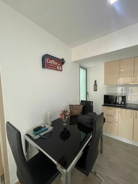 My Resort Bangkok, Bangkok, 1724 Petchaburi Road, Bang Kapi, Huai Khwang, Bangkok, 1 Bedroom, 42 sqm, Condo For Rent, by Settawut Leenavong, 500173762 - DDproperty.com