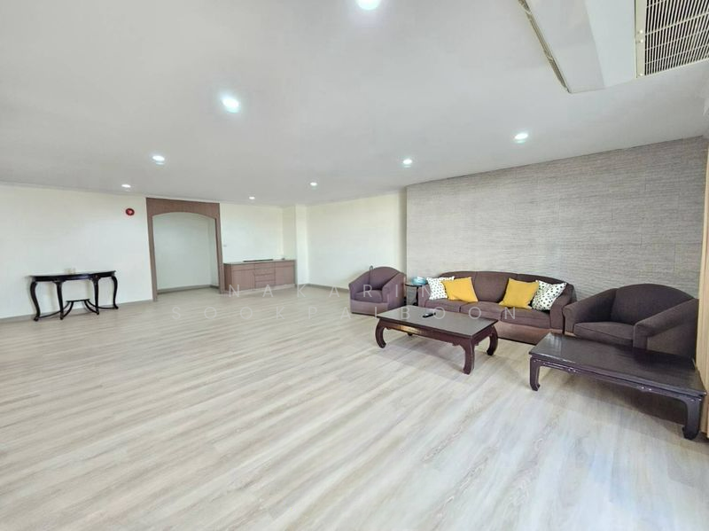 ดี.เอส. ทาวเวอร์ 1 สุขุมวิท 33, กรุงเทพ, ซอยพร้อมจิตร, คลองตันเหนือ, วัฒนา, กรุงเทพ, 200 ตร.ม., คอนโด ให้เช่า, โดย Nakarin Sookpaiboon, 500173763 - DDproperty.com