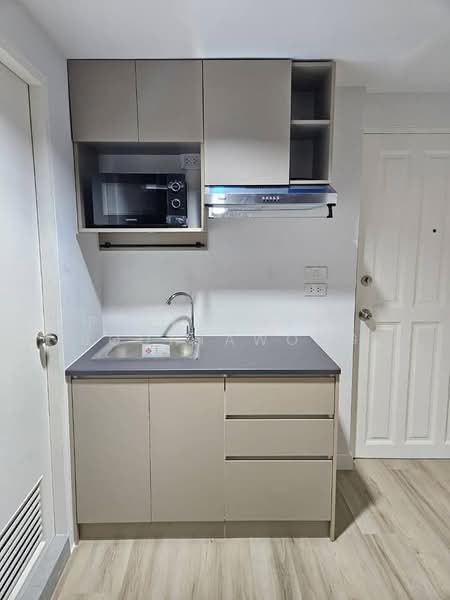 Silom Park View Condominium, Bangkok, Silom, Silom, Bang Rak, Bangkok, 1 Bedroom, 33 sqm, Condo For Rent, by Praewpakar Soontawong, 500173811 - DDproperty.com