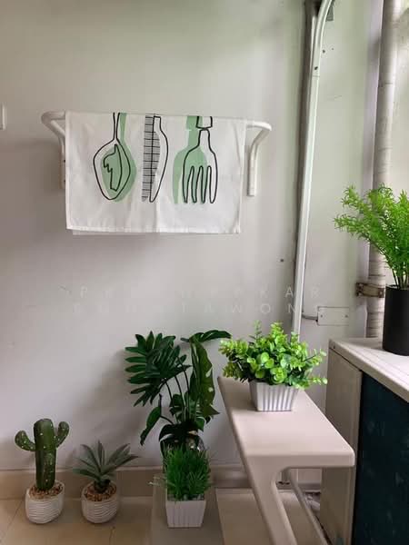 I-Biza Residence, Bangkok, 922 Khlong Samsen Rd, Bang Kapi, Huai Khwang, Bangkok, 1 Bedroom, 33 sqm, Condo For Rent, by Praewpakar Soontawong, 500173817 - DDproperty.com