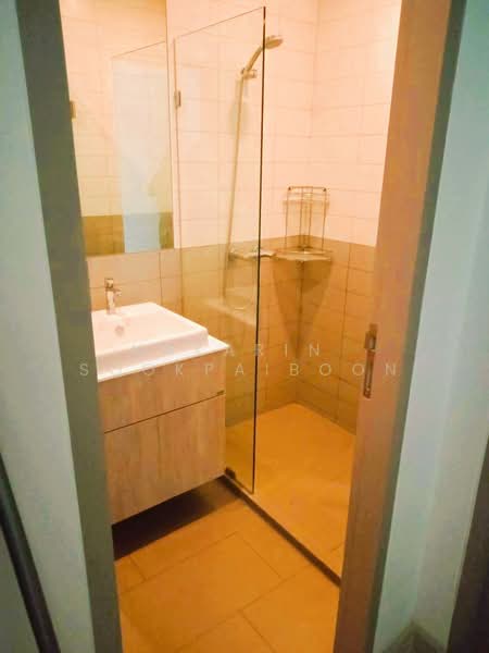 IDEO MOBI Sukhumvit 81, Bangkok, 2097 Sukhumvit Road, Bang Chak, Phra Khanong, Bangkok, 2 Bedrooms, 63 sqm, Condo For Rent, by Nakarin  Sookpaiboon, 500173836 - DDproperty.com