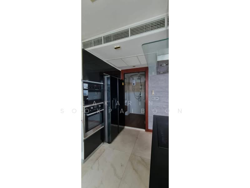 Eight Thonglor Residence, Bangkok, Eight Thonglor Building 88/36, Khlong Tan Nua, Watthana, Bangkok, 3 Bedrooms, 204 sqm, Condo For Rent, by Nakarin  Sookpaiboon, 500173853 - DDproperty.com