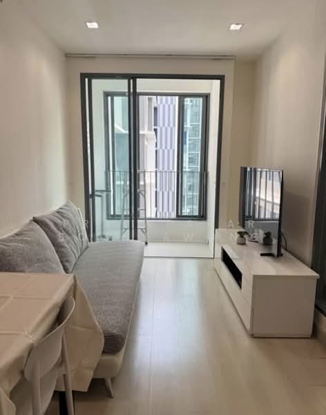 IDEO MOBI Sukhumvit 81, Bangkok, 2097 Sukhumvit Road, Bang Chak, Phra Khanong, Bangkok, 1 Bedroom, 30 sqm, Condo For Rent, by Praewpakar Soontawong, 500173865 - DDproperty.com