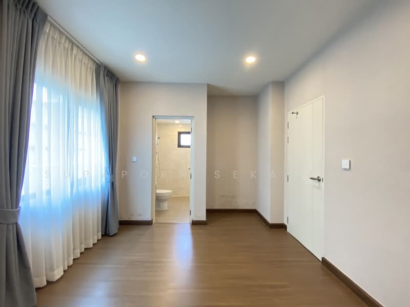 The City Maha Chesadabodindranusorn Bridge, Nonthaburi, Soi Sai Ma 19, Sai Ma, Muang Nonthaburi, Nonthaburi, 4 Bedrooms, 320 sqm, Single Detached House For Sale, by Supaporn Sekajarn, 500173895 - DDproperty.com