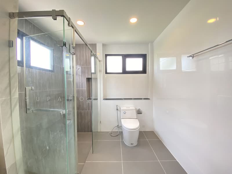 The City Maha Chesadabodindranusorn Bridge, Nonthaburi, Soi Sai Ma 19, Sai Ma, Muang Nonthaburi, Nonthaburi, 4 Bedrooms, 320 sqm, Single Detached House For Sale, by Supaporn Sekajarn, 500173895 - DDproperty.com