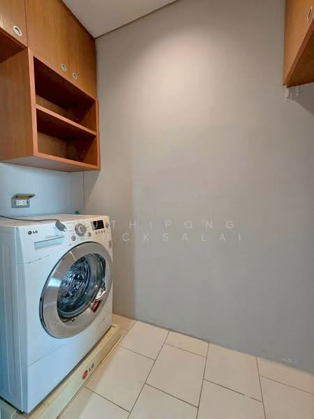 Villa Sathorn, Bangkok, 5 KrungThonBuri Road, Khlong Ton Sai, Khlong San, Bangkok, 2 Bedrooms, 90 sqm, Condo For Rent, by Suthipong Prucksalai, 500173909 - DDproperty.com