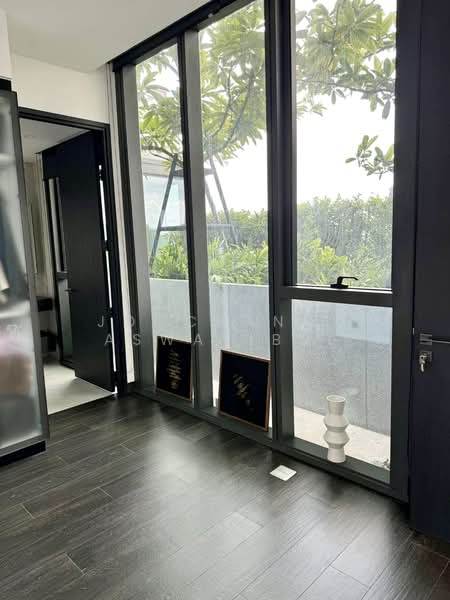 Tait Sathorn 12, Bangkok, Soi Sathorn 12, Sathorn Road, Silom, Bang Rak, Bangkok, 2 Bedrooms, 93 sqm, Condo For Sale, by Jomchanok Aswavibul, 500173923 - DDproperty.com