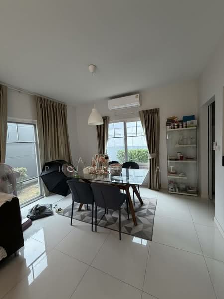 Villaggio Pinklao-Salaya : วิลลาจจิโอ ปิ่นเกล้า-ศาลายา, นนทบุรี, ถนนสำเร็จพัฒนา, ศาลากลาง, บางกรวย, นนทบุรี, 57 ตร.ม., บ้านเดี่ยว ขาย, โดย Amara Phuttharat, 500173932 - DDproperty.com