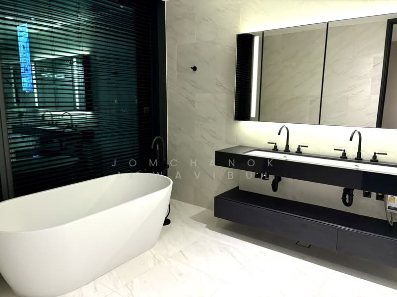 Tait Sathorn 12, Bangkok, Soi Sathorn 12, Sathorn Road, Silom, Bang Rak, Bangkok, 2 Bedrooms, 99 sqm, Condo For Sale, by Jomchanok Aswavibul, 500173941 - DDproperty.com