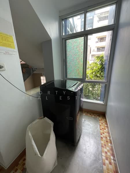 ขายอพาร์ทเม้นท์ 3x ห้อง 25-27 ตร.ม. The Living Place, Bangkok, Anusaowari, Bang Khen, Bangkok, , 1,100 sqm, Shophouse For Sale, by Forty-Six Real Estate Group, 500173951 - DDproperty.com