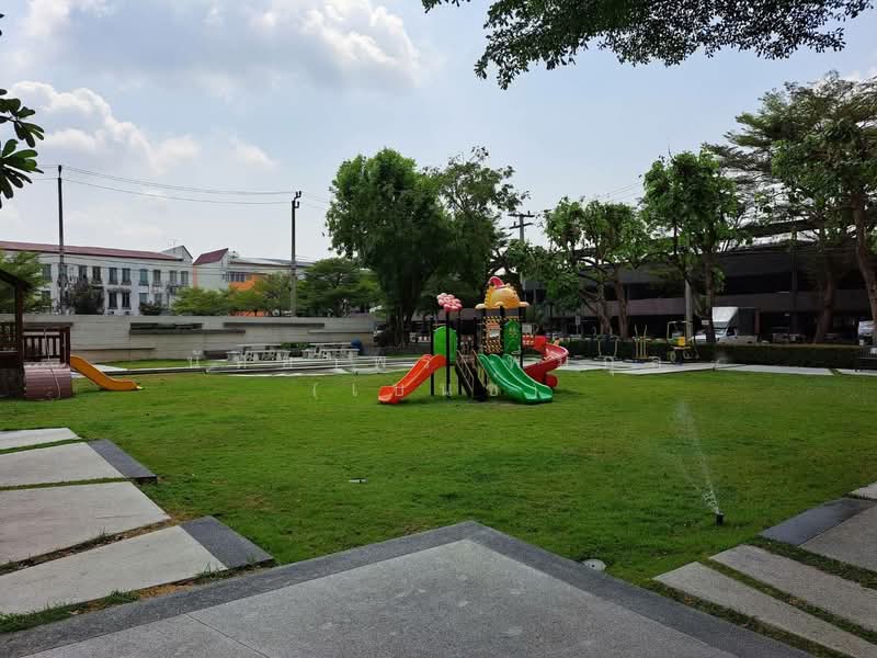 The Parkland Srinakarin Lakeside : เดอะ พาร์คแลนด์ ศรีนครินทร์ เลคไซด์, สมุทรปราการ, 555 ถ. ลาซาล, บางแก้ว, บางพลี, สมุทรปราการ, 60 ตร.ม., คอนโด ให้เช่า, โดย นัทยาพร พึ่มกุล (เบนซ์), 500173953 - DDproperty.com