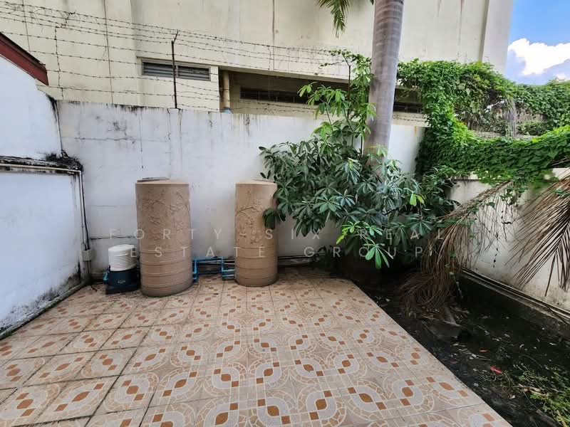 ให้เช่า ทาวน์โฮม 3ชั้น สุขุมวิท 99, Bangkok, ซ.สุขุมวิท 99, Bang Chak, Phra Khanong, Bangkok, 4 Bedrooms, 250 sqm, Townhouse For Rent, by Forty-Six Real Estate Group, 500173955 - DDproperty.com