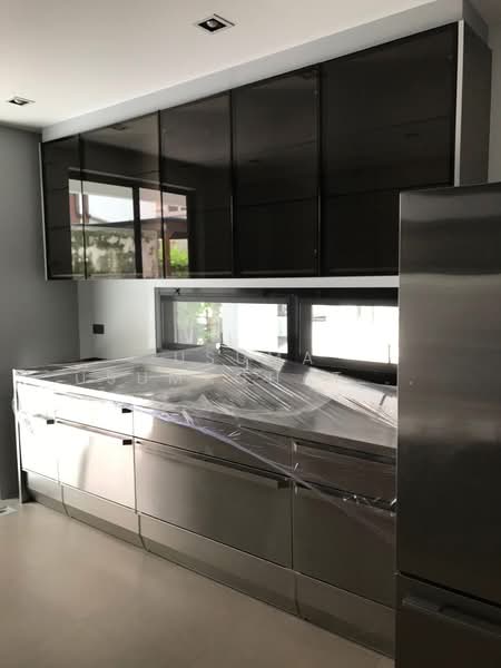 Baan Issara Rama 9, Bangkok, Soi Ramkhamhaeng 24 Yaek 26, Hua Mak, Bang Kapi, Bangkok, 5 Bedrooms, 500 sqm, Single Detached House For Rent, by Usuma Usumachat, 500173972 - DDproperty.com