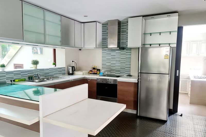 Pool villa in Thonglor, Bangkok, Khlong Tan Nua, Watthana, Bangkok, 3 Bedrooms, 400 sqm, Villa For Rent, by Usuma Usumachat, 500173985 - DDproperty.com