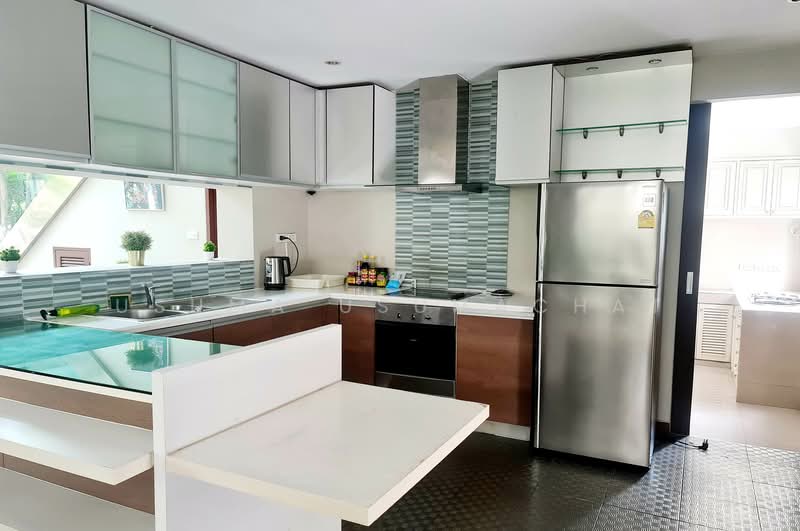 Pool villa in Thonglor, Bangkok, Khlong Tan Nua, Watthana, Bangkok, 3 Bedrooms, 400 sqm, Villa For Rent, by Usuma Usumachat, 500173985 - DDproperty.com