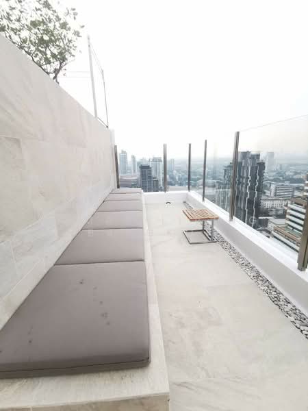 Maru Ekkamai 2, Bangkok, 70-5 Sukhumvit 63 Road, Phra Kanong Nua, Watthana, Bangkok, 2 Bedrooms, 60 sqm, Condo For Rent, by @smartlivingbangkok, 500173998 - DDproperty.com