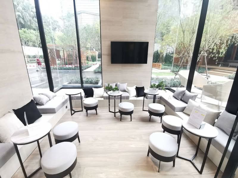 Maru Ekkamai 2, Bangkok, 70-5 Sukhumvit 63 Road, Phra Kanong Nua, Watthana, Bangkok, 2 Bedrooms, 60 sqm, Condo For Rent, by @smartlivingbangkok, 500173998 - DDproperty.com