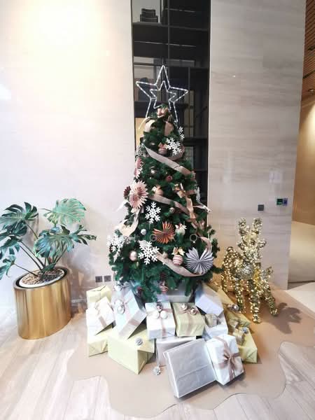 Maru Ekkamai 2, Bangkok, 70-5 Sukhumvit 63 Road, Phra Kanong Nua, Watthana, Bangkok, 2 Bedrooms, 60 sqm, Condo For Rent, by @smartlivingbangkok, 500173998 - DDproperty.com