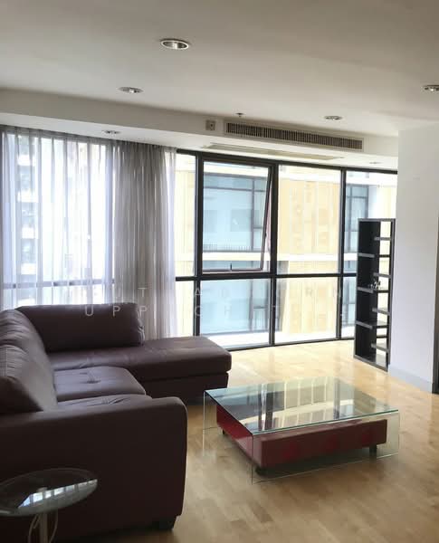 The Royal Place 1, Bangkok, Rajdamri, Lumphini, Pathum Wan, Bangkok, 2 Bedrooms, 146 sqm, Condo For Rent, by Juthabhorn Uppachit (Amy), 500173999 - DDproperty.com
