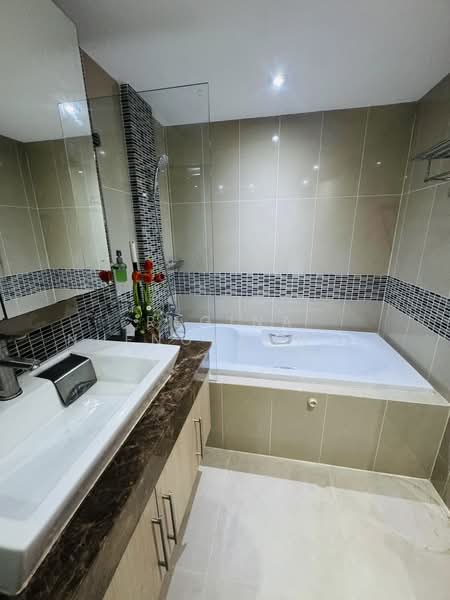 Nova Ocean View : โนวาโอเชี่ยนวิว, ชลบุรี, ซอยพระตำหนัก 6, หนองปรือ, บางละมุง, ชลบุรี, 43 ตร.ม., คอนโด ขาย, โดย Regina Nuengjamnong, 500174000 - DDproperty.com