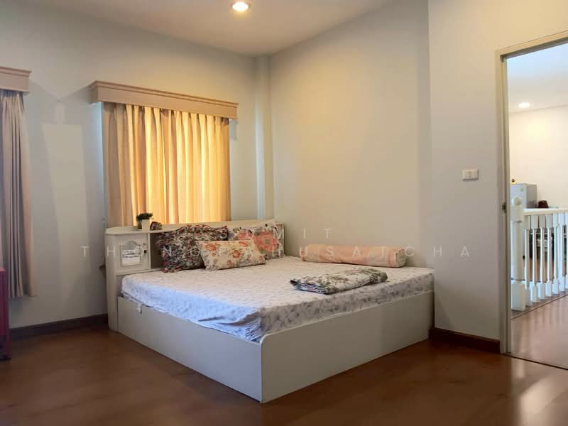 The City Pinklao-Sai 2, Bangkok, Borommaratchachonnani Frontage Rd, Sala Thammasop, Thawi Watthana, Bangkok, 6 Bedrooms, 420 sqm, Single Detached House For Sale, by Sumit Thongpahusatcha, 500174013 - DDproperty.com