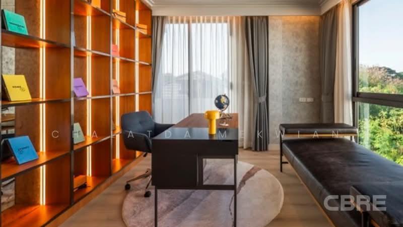 Aerie Srinakarin-Krungthepkreetha, Bangkok, Srinakarin - Romklao Road, Khlong Song Ton Nun, Lat Krabang, Bangkok, 4 Bedrooms, 350 sqm, Single Detached House For Sale, by Chalatda Mekwian, 500174035 - DDproperty.com