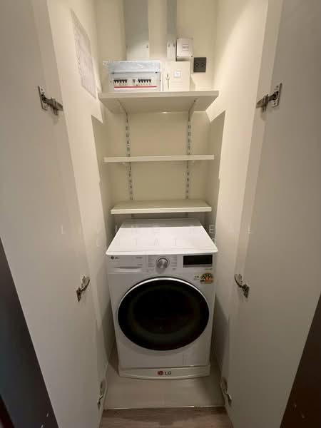 MUNIQ Sukhumvit 23, Bangkok, 17 Sukhumvit 23, Khlongtoei Nua, Watthana, Bangkok, 1 Bedroom, 43 sqm, Condo For Rent, by Living Real Estates, 500174048 - DDproperty.com