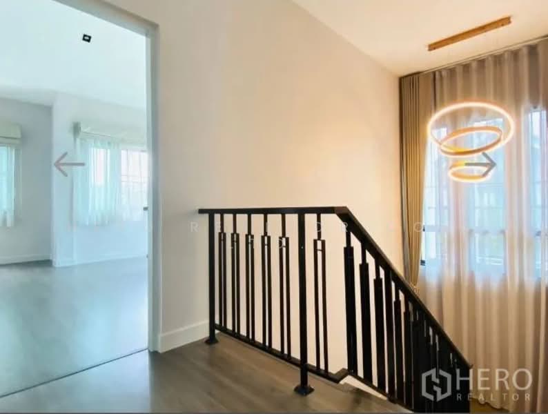 For sale 3 Bedroom Detached House in Grand Bangkok Boulevard Rama 9 - Srinakarin hre00331, Bangkok, Thap Chang, Saphan Sung, Bangkok, 3 Bedrooms, 285 sqm, Single Detached House For Sale, by Hero Realtor Co., Ltd., 500174106 - DDproperty.com