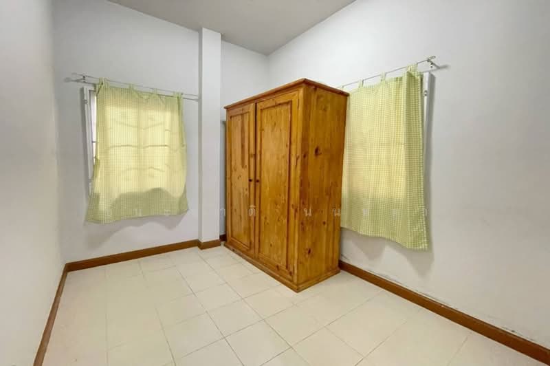 หมู่บ้านเพทาย เพลส ลำลูกกาคลอง 3, Pathum Thani, ลำลูกกา, Lat Sawai, Lam Luk Ka, Pathum Thani, 4 Bedrooms, 210 sqm, Single Detached House For Sale, by ชนะชาติ นนท์ตา, 500174112 - DDproperty.com