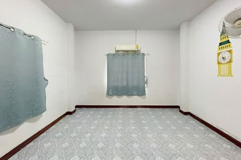 หมู่บ้านเพทาย เพลส ลำลูกกาคลอง 3, Pathum Thani, ลำลูกกา, Lat Sawai, Lam Luk Ka, Pathum Thani, 4 Bedrooms, 210 sqm, Single Detached House For Sale, by ชนะชาติ นนท์ตา, 500174112 - DDproperty.com