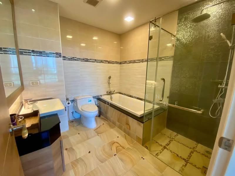 The Treasure, Bangkok, Sathorn, Silom, Bang Rak, Bangkok, 2 Bedrooms, 72 sqm, Condo For Rent, by Pattaporn Yongsungnone, 500174124 - DDproperty.com