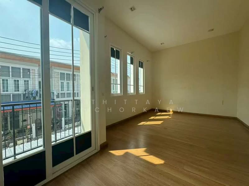 Golden Town Pattaya, Chon Buri (Pattaya), Nong Pru, Bang Lamung (Pattaya), Chon Buri (Pattaya), 3 Bedrooms, 72 sqm, Townhouse For Sale, by Arthittaya Chochorkaew, 500174131 - DDproperty.com