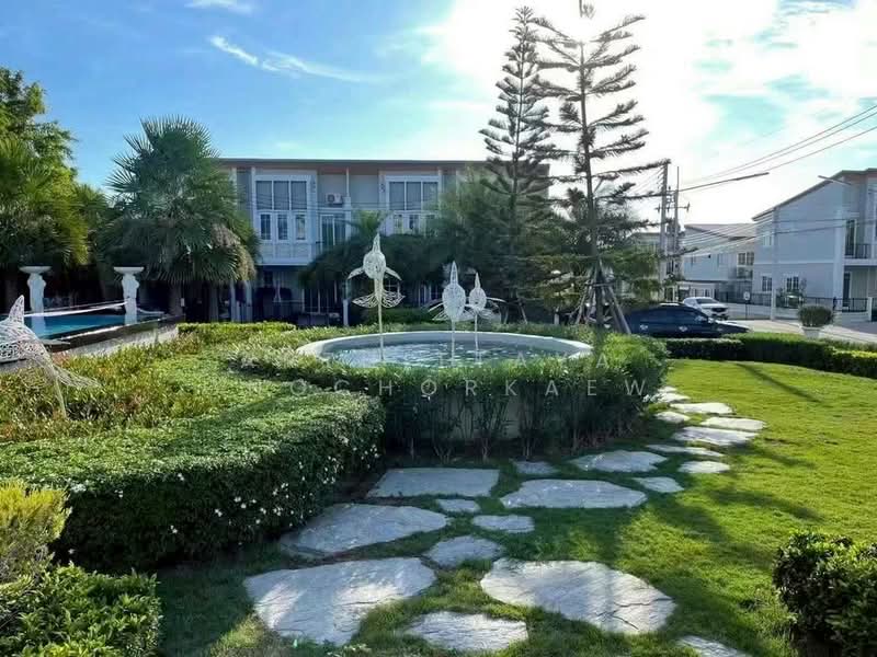 Golden Town Pattaya, Chon Buri (Pattaya), Nong Pru, Bang Lamung (Pattaya), Chon Buri (Pattaya), 3 Bedrooms, 72 sqm, Townhouse For Sale, by Arthittaya Chochorkaew, 500174131 - DDproperty.com