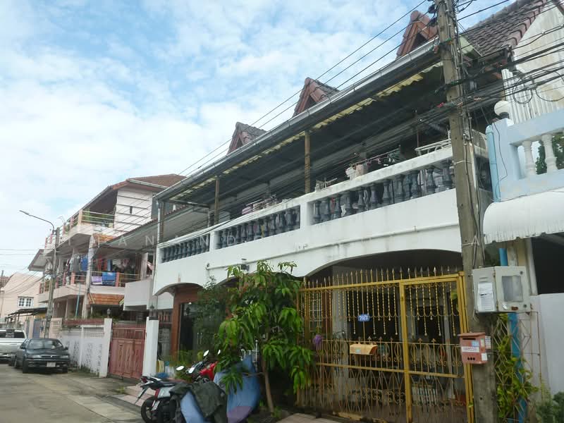 "ทาวน์เฮ้าส์3คูหา ถนน สุทธิสาร สามเสนนอก ห้วยขวาง จังหวัด กรุงเทพมหานคร", กรุงเทพ, สุทธิสาร, สามเสนนอก, ห้วยขวาง, กรุงเทพ, 214 ตร.ม., ทาวน์เฮ้าส์ ขาย, โดย Thanandon Wongsa, 500174136 - DDproperty.com