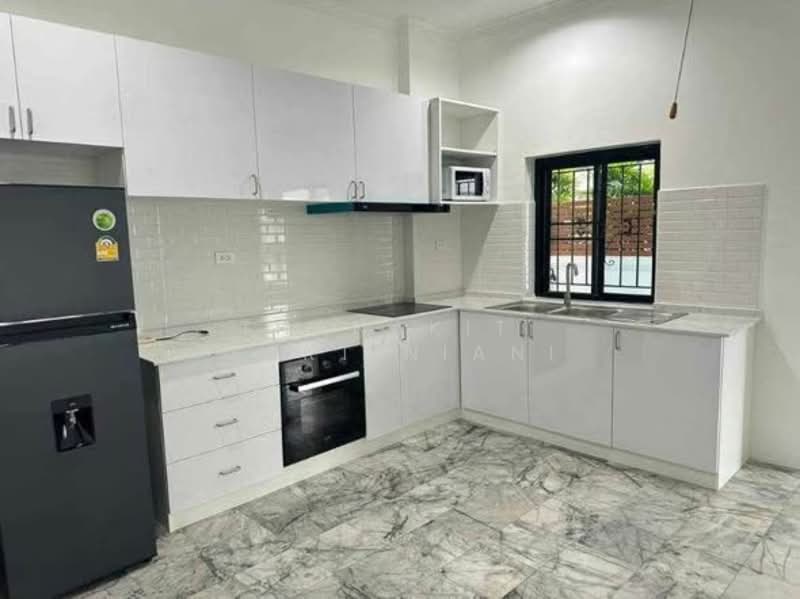 Jomtien Yacht Club 3 : จอมเทียนยอร์ชคลับ 3, ชลบุรี, ซอยนาจอมเทียน 8 ถนนสุขุมวิท, นาจอมเทียน, สัตหีบ, ชลบุรี, 320 ตร.ม., บ้านเดี่ยว ขาย, โดย Thanakit Martiniani, 500174154 - DDproperty.com