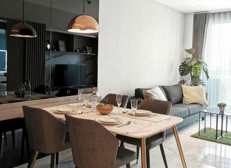 Sky Walk Residences, Bangkok, 1599 Sukhumvit Road, Phra Kanong Nua, Watthana, Bangkok, 2 Bedrooms, 61 sqm, Condo For Rent, by Pattaporn Yongsungnone, 500174200 - DDproperty.com