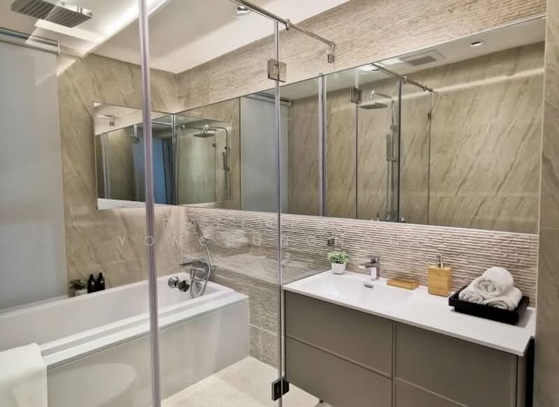 Sky Walk Residences, Bangkok, 1599 Sukhumvit Road, Phra Kanong Nua, Watthana, Bangkok, 2 Bedrooms, 61 sqm, Condo For Rent, by Pattaporn Yongsungnone, 500174200 - DDproperty.com